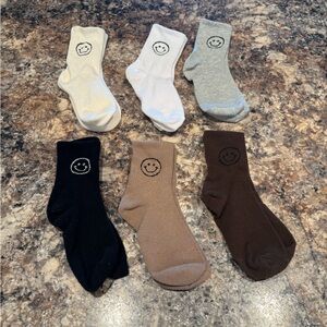 Smiley Face Girl’s Socks Set - Black, White, Gray, Tan, Brown